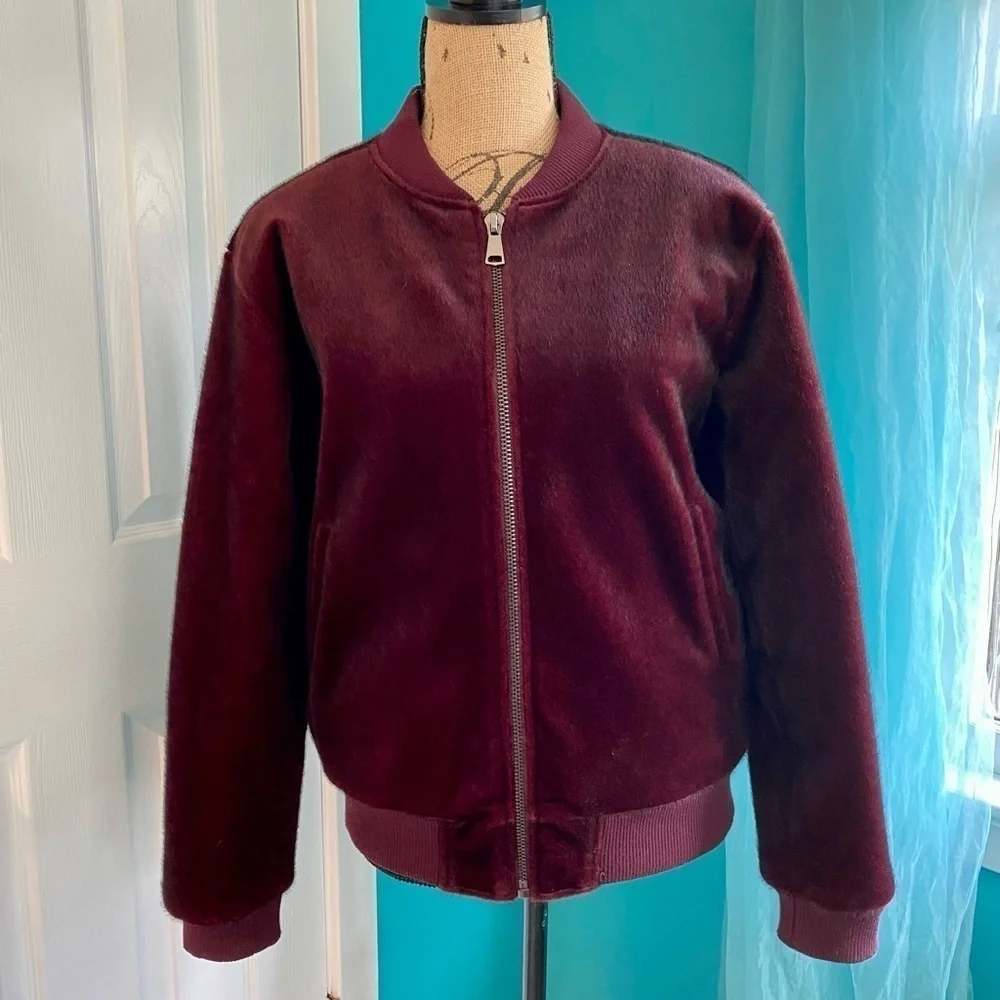 J.O.A. Faux Fur Maroon Bomber Jacket Size M - Picture 3 of 8